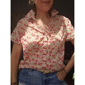 Vintage Floral Cotton Blouse: Red Pink Buttoned Shirt, M L